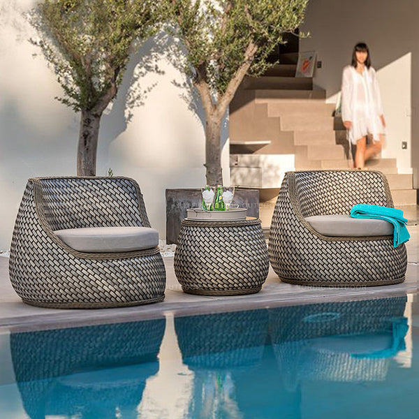 Outdoor Delux Furniture Lounge Wicker Chairs Table Bistro Patio Garden Cushioned